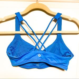 Lululemon Free To Be Sports Bra